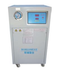 小型冷水机